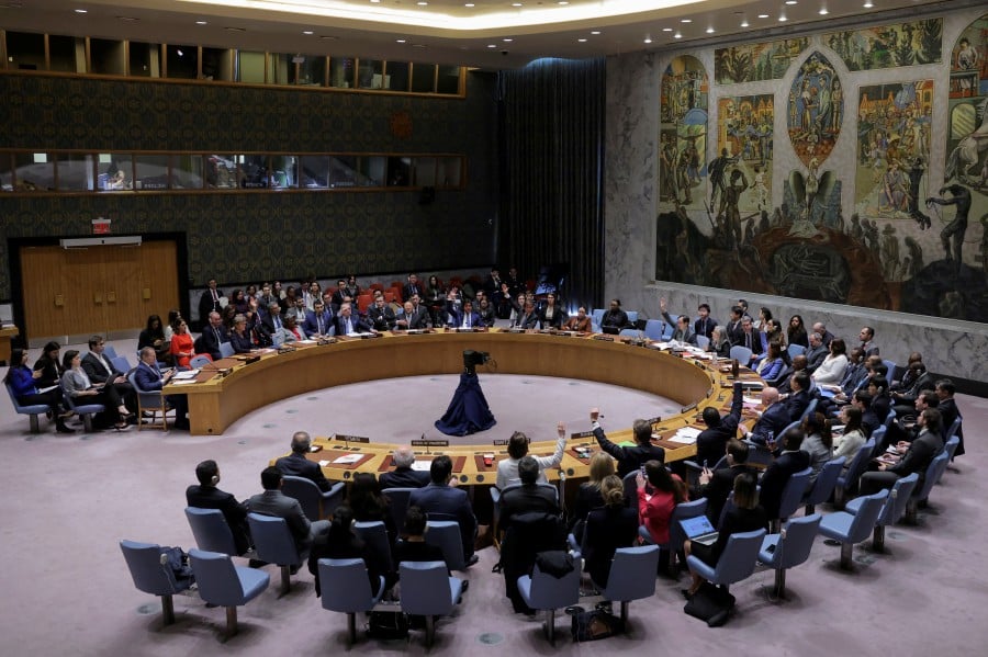 Members of the United Nations Security Council vote on a Gaza resolution that demands an immediate ceasefire for the month of Ramadan leading to a permanent sustainable ceasefire, and the immediate and unconditional release of all hostages, at U.N. headquarters in New York City, U.S., March 25, 2024. -- REUTERS