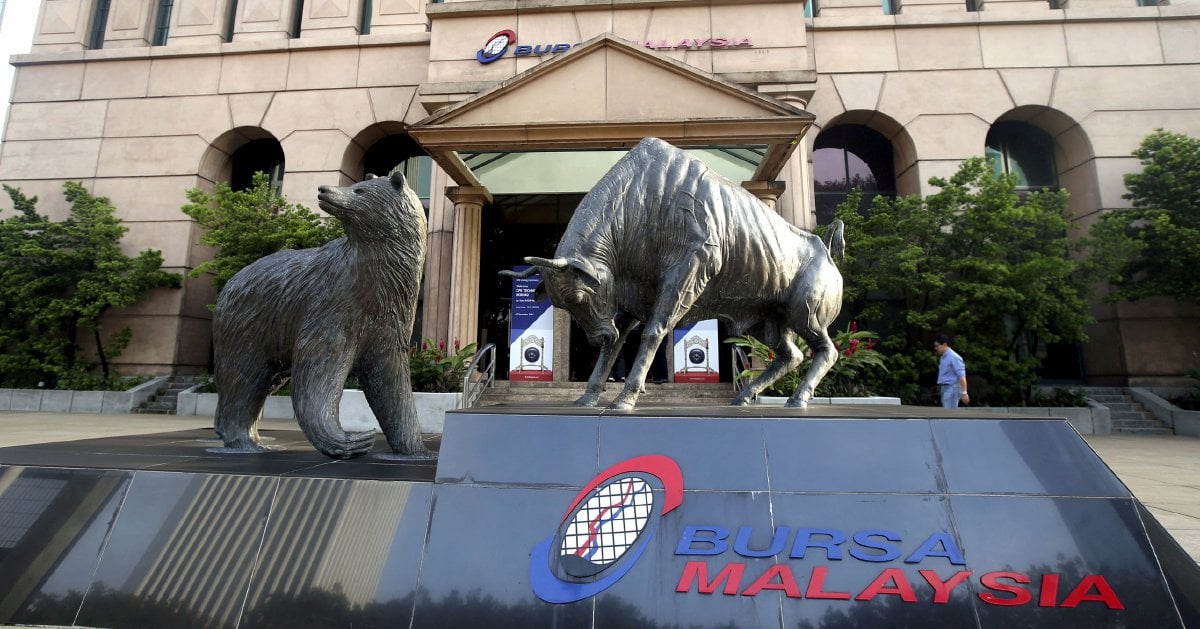 Foreign Investors Pumped In RM448m Into Bursa Malaysia In First 15 Days ...