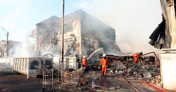 Man Suffers Burn Injuries In Factory Fire At Bukit Merah Industrial ...