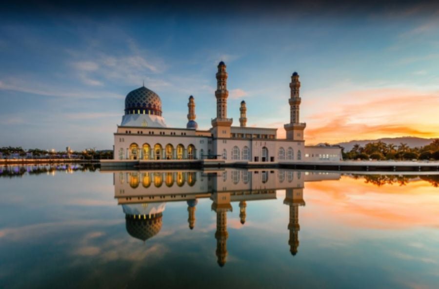 Kota Kinabalu City Mosque stands as a beacon of architectural beauty and spiritual reverence. - File pic credit (Al Fozan)