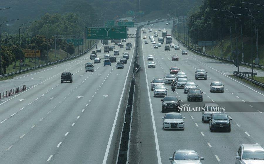 Responsible driving requires maturity and life experience; the ability to assess situations and risk, and the ability to solve problems in a split-second. - NSTP file pic