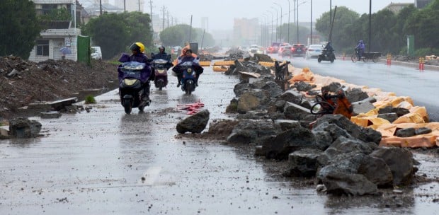 Typhoon Lekima Death Toll In East China Rises To 30 | New Straits Times ...