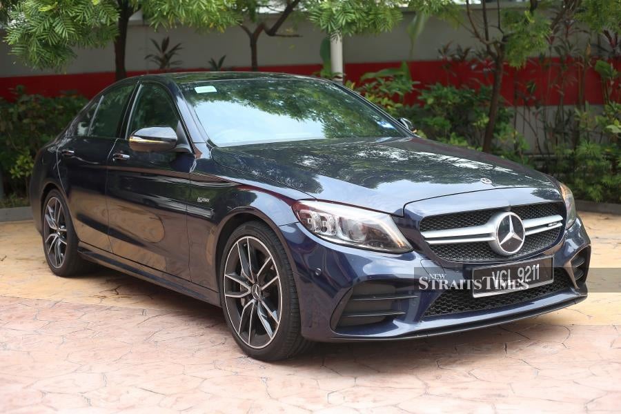 Mercedes Amg C43 Perfect Balance Of Style Power