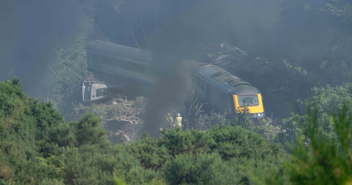 Train derails in Scotland, killing 3, injuring scores | New Straits Times