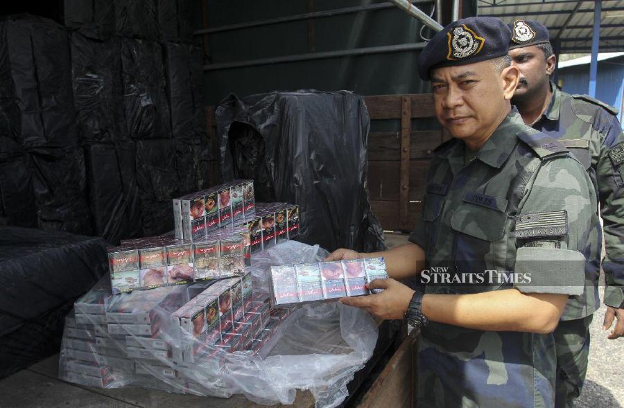 The General Operations Force (GOF) seized about RM1.5 million worth of smuggled cigarettes during 'Op Benteng' yesterday.- NSTP/NIK ABDULLAH NIK OMAR.