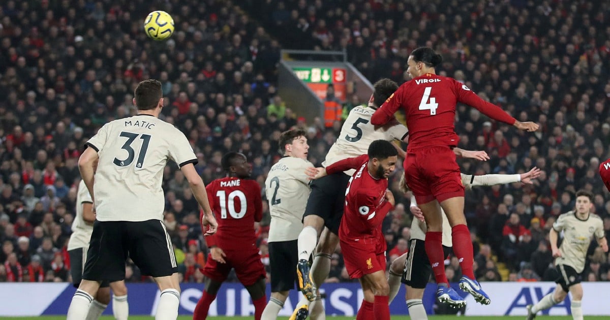 Maguire fails to measure up as Van Dijk leads Liverpool title charge ...