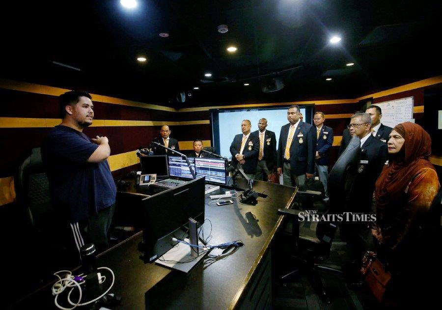 The senior officers, mostly generals and admirals, were introduced to communication skills when dealing with journalists. The half-day programme, which included a visit to Studio A (television news) and Media Prima Audio conty, aimed to provide the visitors with an insight into the media world. - NSTP/EIZAIRI SHAMSUDIN