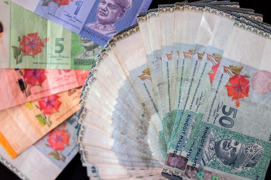 Ringgit opens higher against USD in early trade  New Straits Times