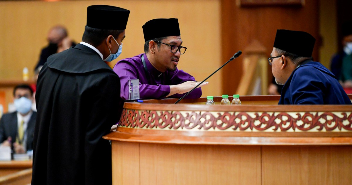 Perak Speaker, State Secretary Seek Audience With Sultan Perak | New ...