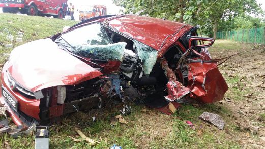 NSE crash: 21-year old woman killed after car skids off highway | New ...