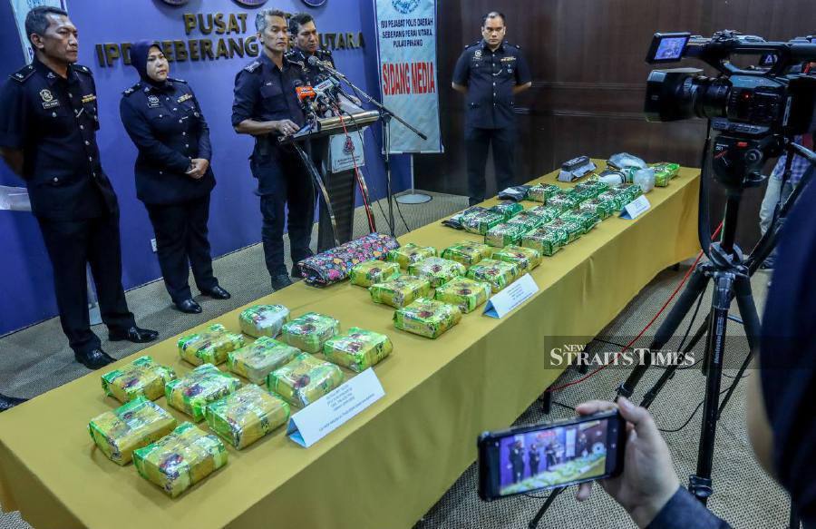 Police Smash Syabu Trafficking Syndicate, Seize RM1.5mil Worth Of Drugs ...