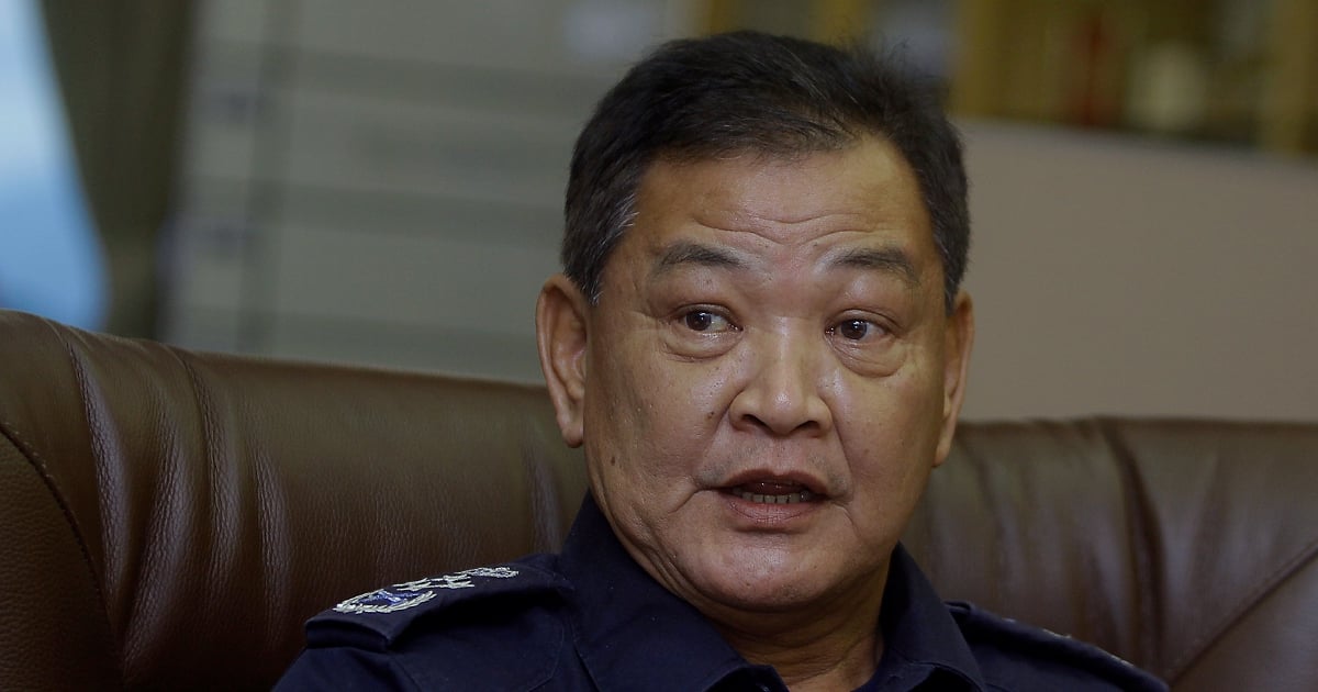 Police compiling data of Covid-19 patients' contacts | New Straits Times