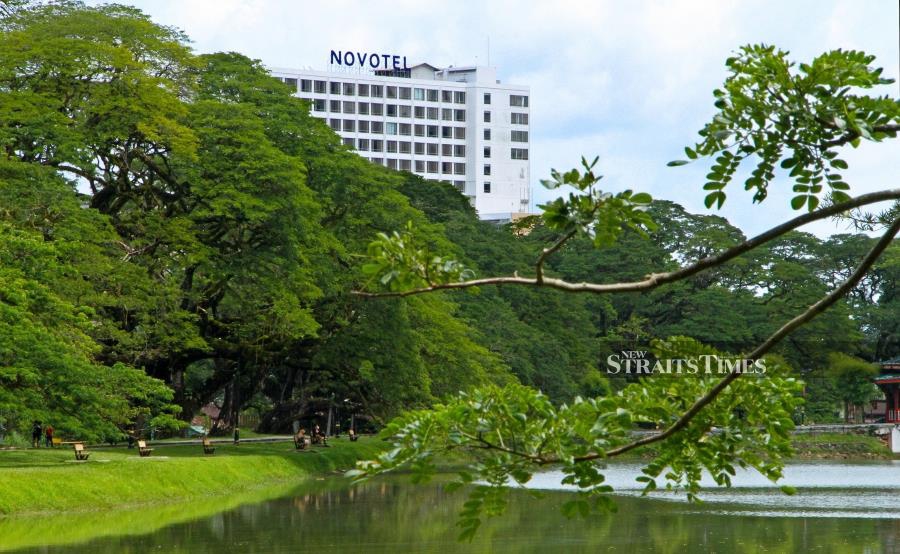 the Novotel Taiping Perak is, by far, the city’s best-located deluxe hotel to the gardens. Pictures by David Bowden.
