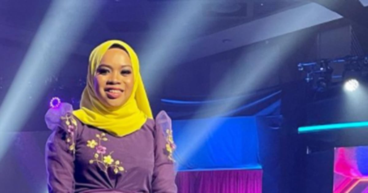 Showbiz Ayu Damit Pursues Further Studies At Aswara