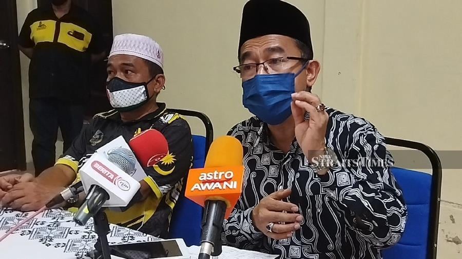 Deputy Health Minister Datuk Dr Noor Azmi Ghazali  speaking to the media in Bagan Serai. - NSTP/SHAIFUL SHAHRIN AHMAD PAUZI