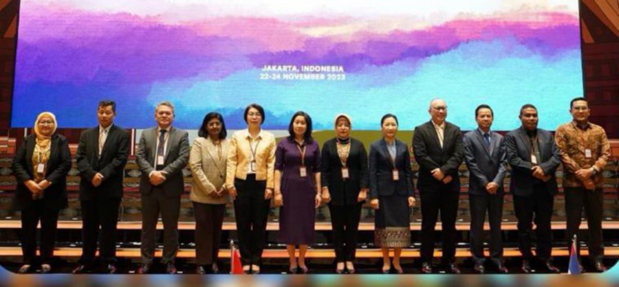 Delegates attending the 13th Session of the Asean Community Statistical System (ACSS13) Committee in Jakarta. - Pic courtesy of DoSM