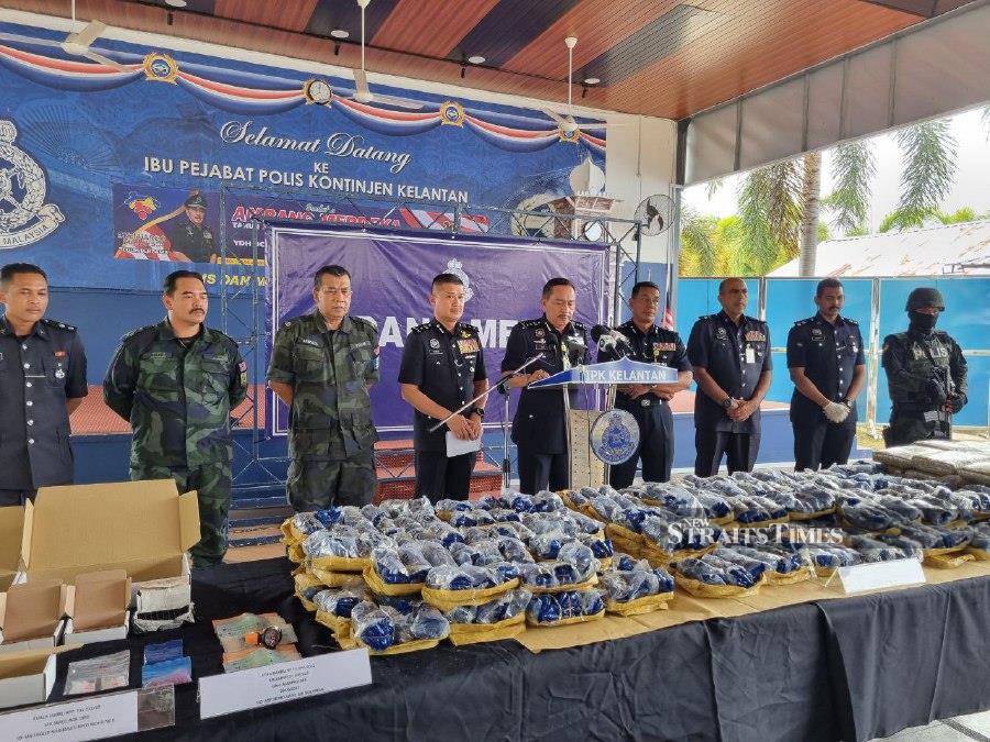 Cops Nab Five Men Seize Drugs Worth Rm6 4mil New Straits Times