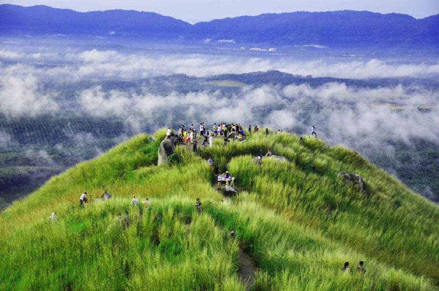 (File pix) The scenic Broga Hills. Pix from EBookers