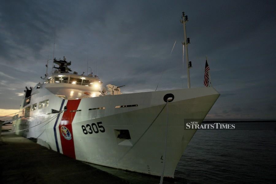 The Offshore Patrol Vessel (OPV 1) is outfitted with X-band and S-band Radar to facilitate patrol mobility and can accommodate up to 70 crew members in a single operation. -NSTP/FAIZ ANUAR 