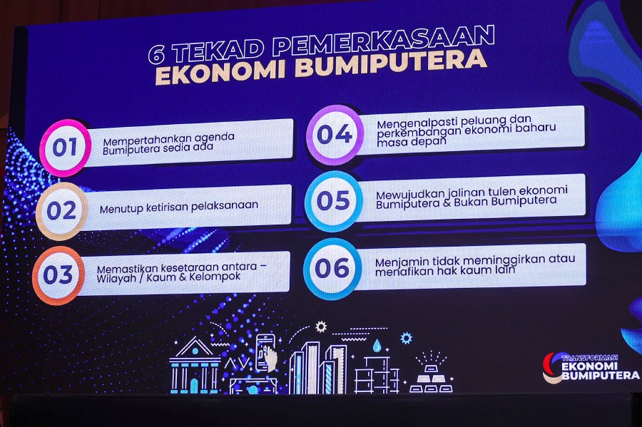 A large screen shows the six resolutions of the Bumiputera Economic Transformation (TEB). - BERNAMA PIC