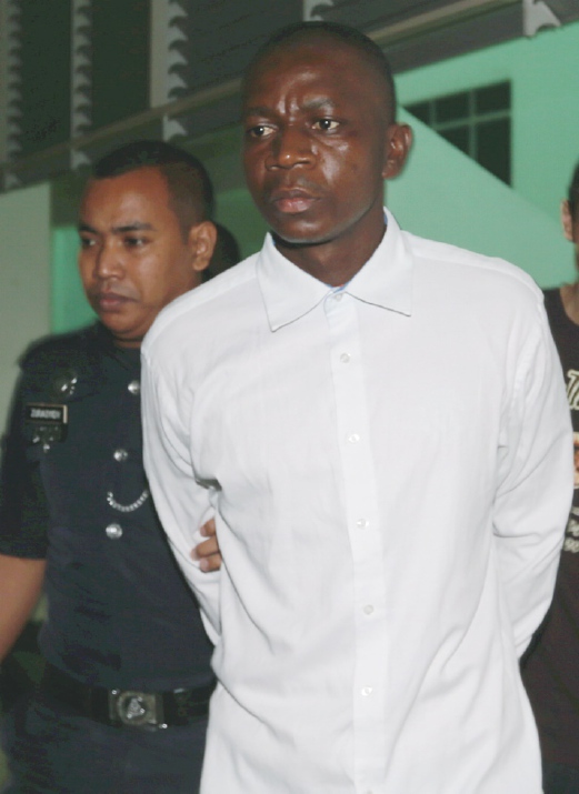  Ekene Collins Isaac, a Nigerian national was sentenced to death by hanging by the Shah Alam High Court today, after he was found guilty if trafficing 915.6 grammes of Methampethamine three years ago. Pix by Rosdan Wahid