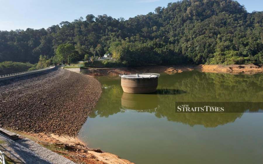 Water level at Air Itam Dam in Penang. -- NSTP Filepic