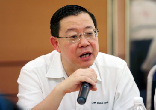 Penang Island City Council (MBPP) councillor Dr Lim Mah Hui has hit out at Penang Chief Minister Lim Guan Eng over an argument over the supposed low number of towed vehicles on the island. Pix by MUHAIZAN YAHYA. 