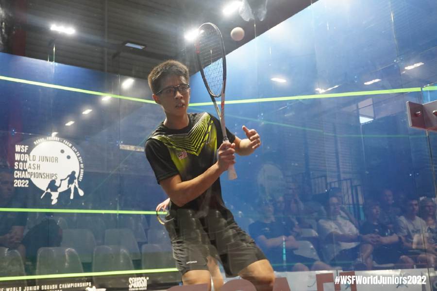 Malaysia’s Joachim Chuah in action in the third round of the World Junior Championships in Nancy, France, today. - Pic courtesy of SquashSite