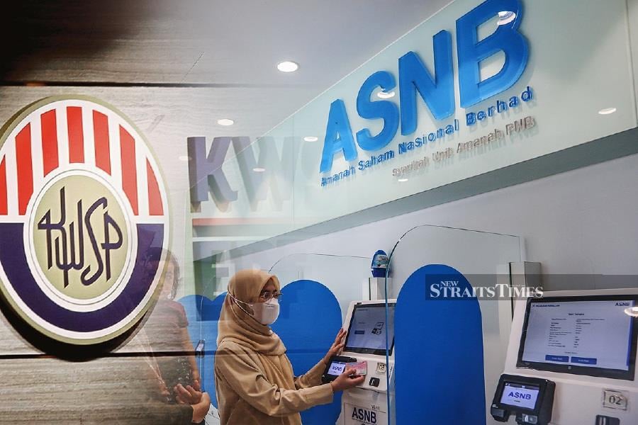 A friend says a good track record is a fairly good indicator of what a fund can deliver in the future. - NSTP file pic