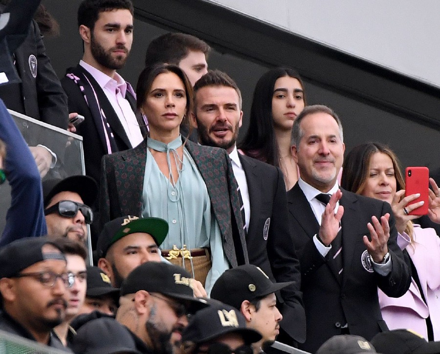 LeBron James an LAFC Fan? Carlos Vela on Beita Time 