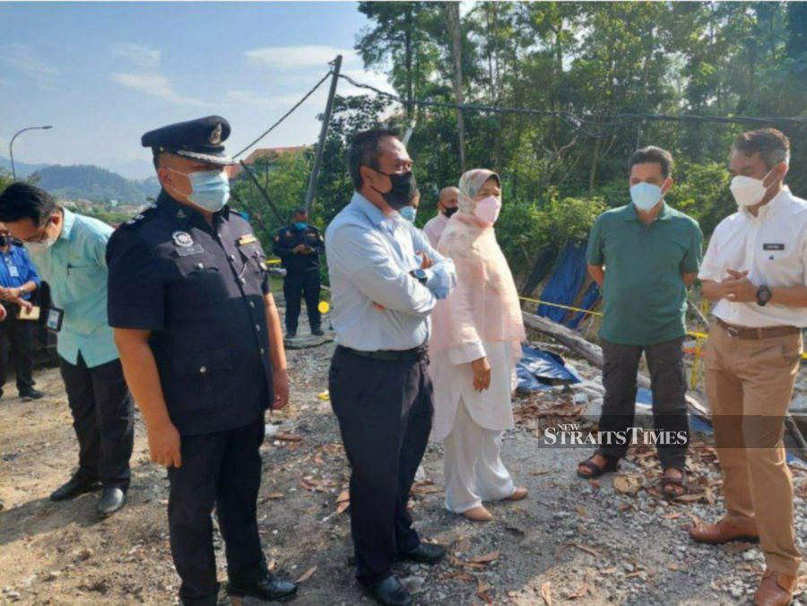 Ampang Member of Parliament Datuk Zuraida Kamaruddin said the Ampang Jaya Municipal Council had appointed a contractor on April 8 and the repair works are estimated at RM173,389.00. - NSTP/V. SHANKAR GANESH