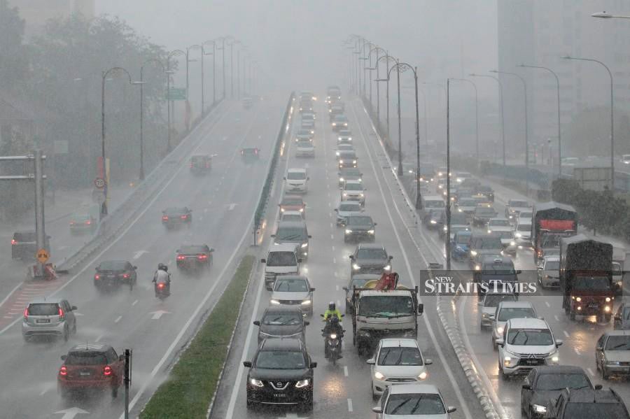 Rain, thunderstorms expected in several states next week: MetMalaysia ...