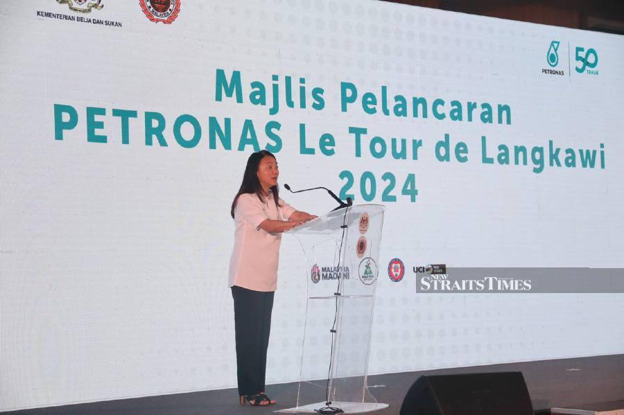 Sports minister Hannah Yeoh delivers her keynote address during the launch of the Petronas Le Tour de Langkawi cycling race in Bukit Jalil. -NSTP/AIMAN DANIAL MOHD HOOD AKTHA