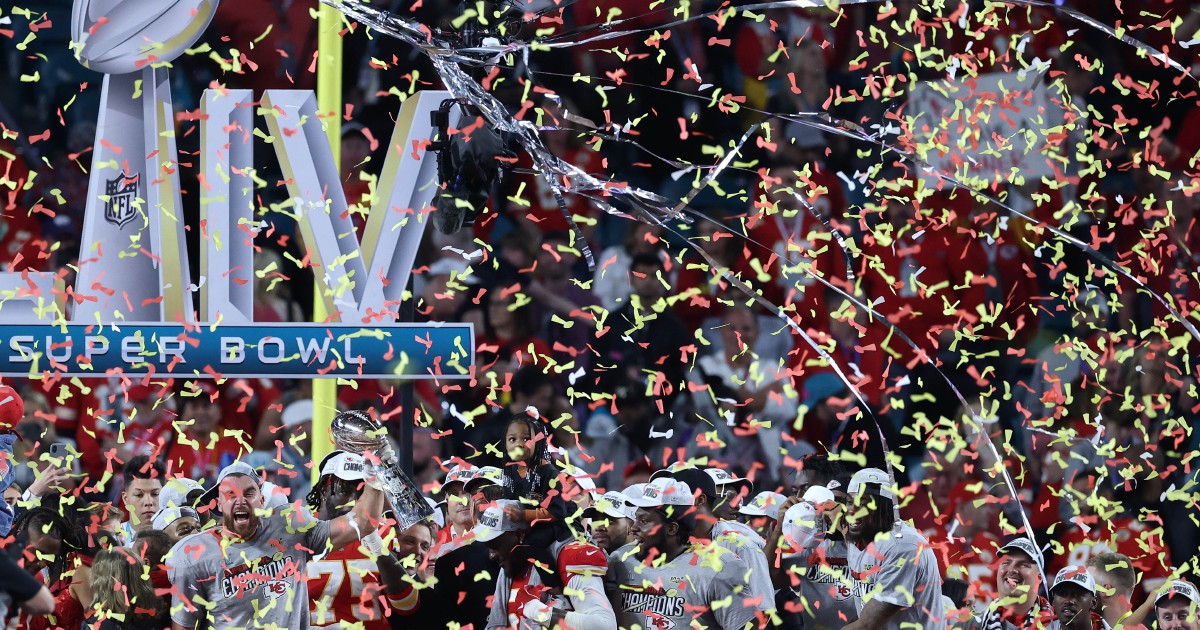 Chiefs Defeat 49ers to Win First Super Bowl Title in 50 Years - WSJ