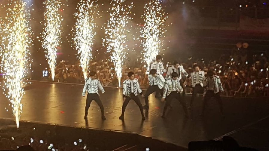 EXO’s performances was filled with skilful choreography and excellent vocals. Pic by Bibi Nurshuhada Ramli. 