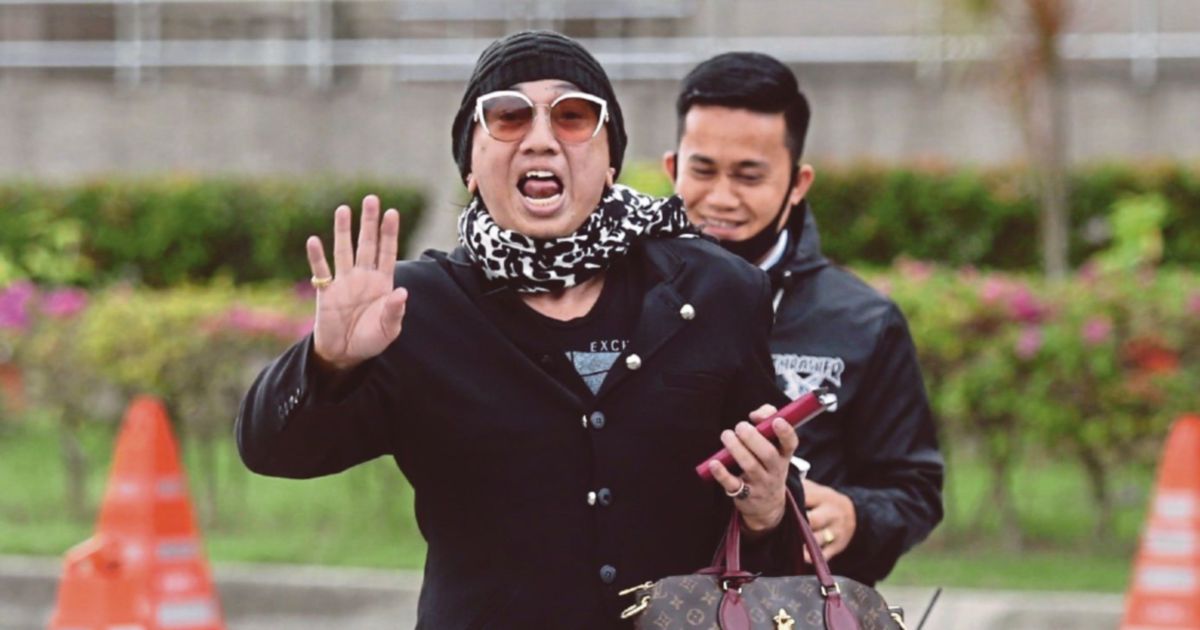Police investigating Azwan Ali's viral video | New Straits Times
