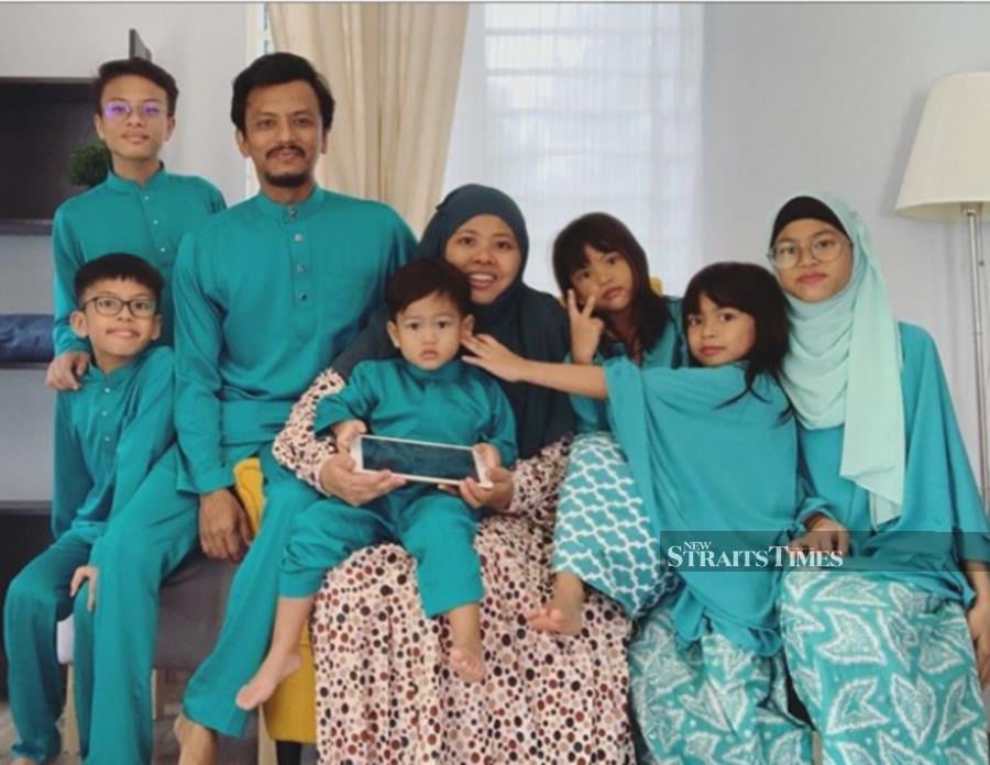 #Showbiz: Faizal Tahir thankful to have 'special child' Maryam | New