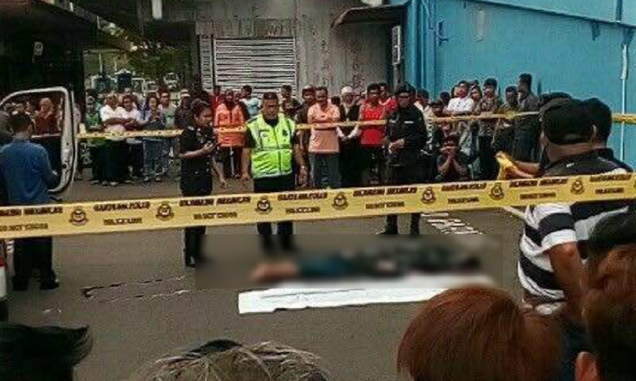 The victim was pronounced dead by medical doctor from the district hospital. Pic courtesy of NST reader. 