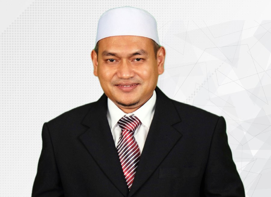  A statement claiming that infidels (kafir) are making efforts to topple Islam, that was uploaded on the Facebook page of Permatang Pauh member of Parliament Muhammad Fawwaz Mohamad Jan, was a mistake. - Pic credit Facebook Ustaz Muhammad Fawwaz Mohamad Jan