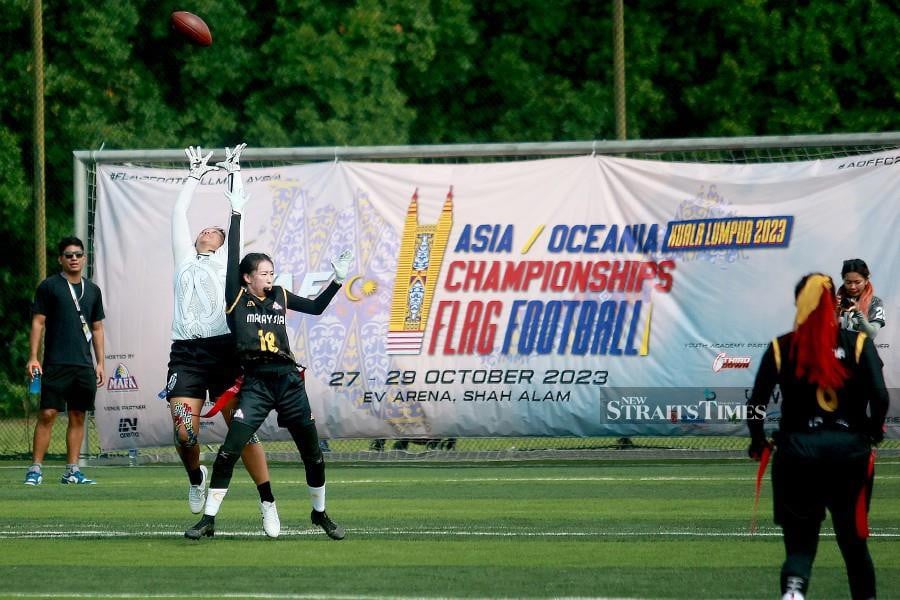 A general view of the match between Malaysia and New Zealand during the International Federation of American Football (Ifaf) Asia-Oceania Continental Flag Football Championship at the EV Arena in Shah Alam. -NSTP/FAIZ ANUAR 