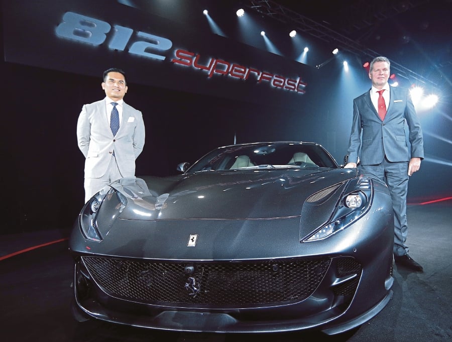 Naza Italia Unveils Ferrari 812 Superfast 