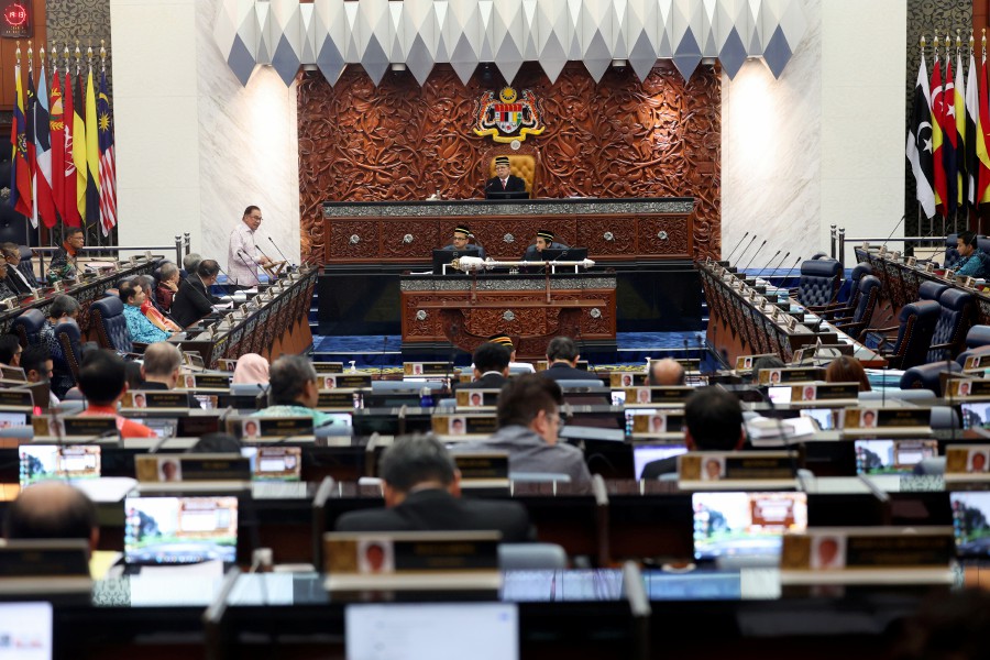 Prime Minister Datuk Seri Anwar Ibrahim delivers his Supply Bill 2023 winding up speech at Dewan Rakyat today. - BERNAMA PIC