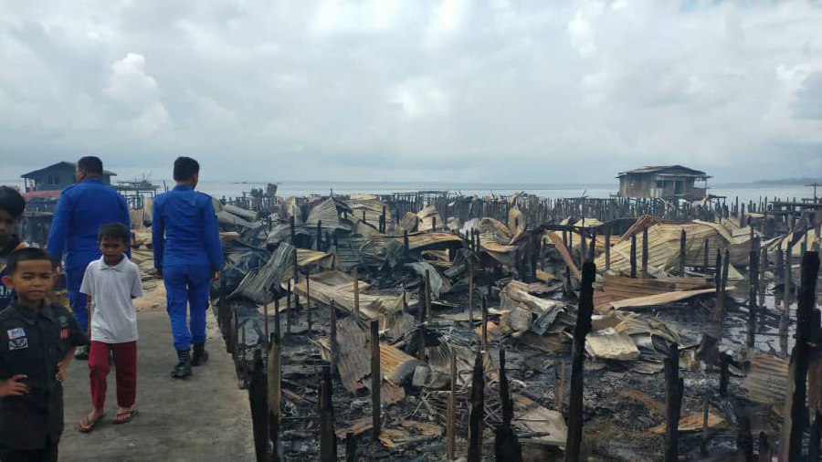 Fire razes squatter colony in Sandakan