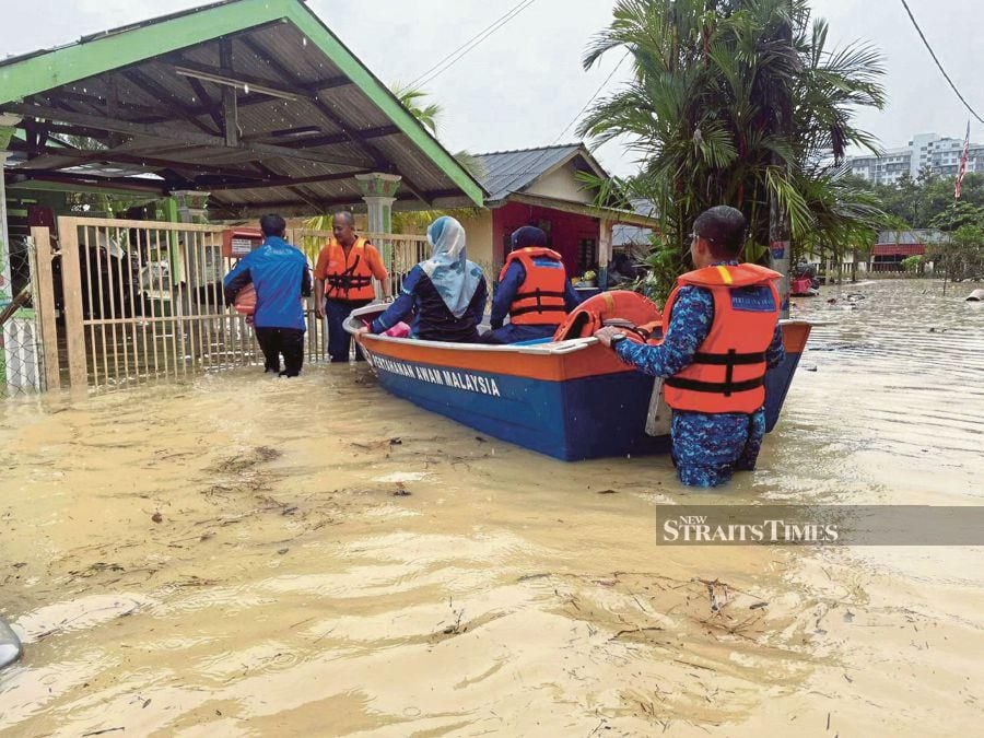 Six States Issued With 24 Hour Flash Flood Warning | New Straits Times ...