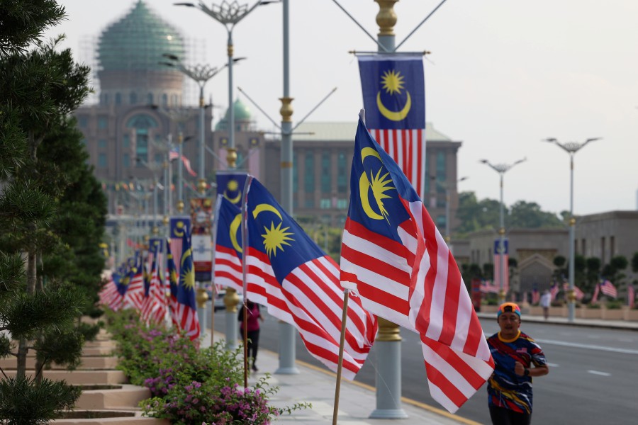 Our leaders always cite the divide-and-rule tactics of the colonial powers as retrogressive for the nation. Are they not repeating those tactics? - BERNAMA PIC