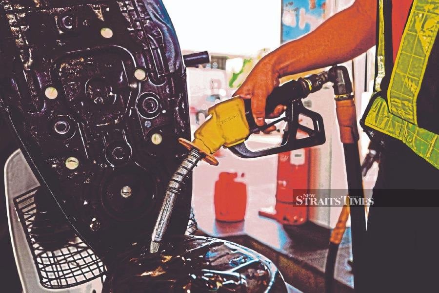 A clear timeline for the implementation of targeted fuel subsidies and any other policies will help prevent misunderstandings and facilitate preparation by all parties, economists said.