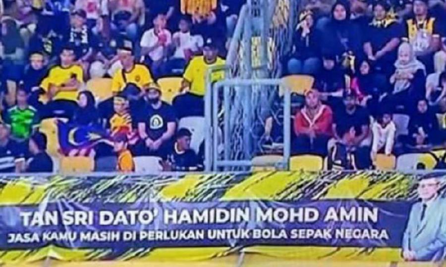 The image of a banner at the National Stadium in Bukit Jalil, was shared by former sports minister Khairy Jamaluddin on his Instagram account. 