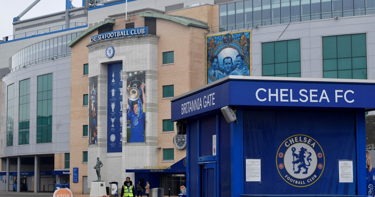 Chelsea's banker says Abramovich's exit will not be rushed