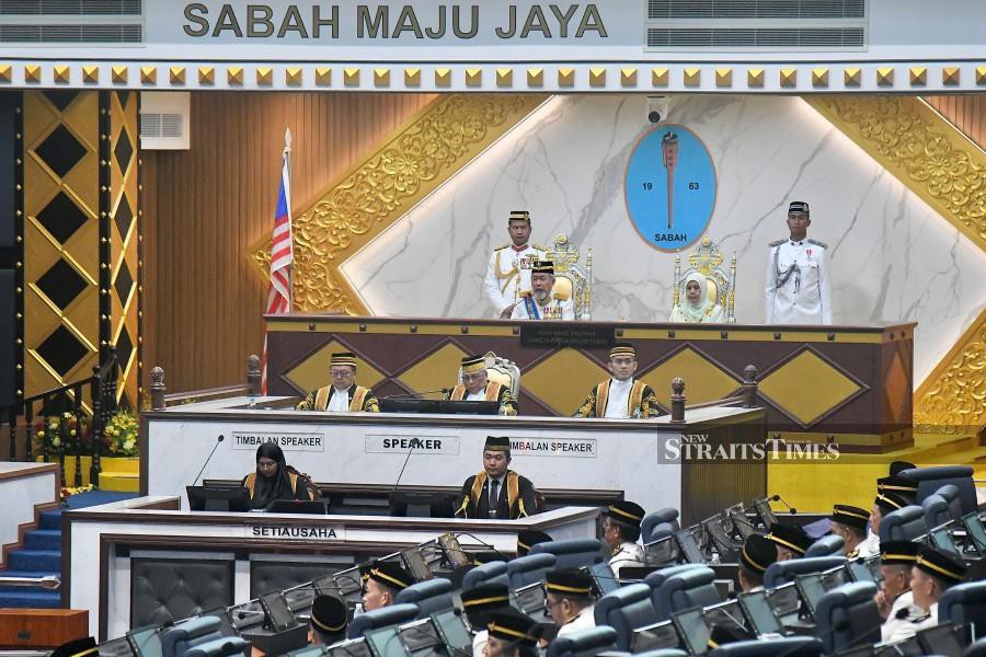 Sabah Yang di-Pertua Negeri Tun Juhar Mahiruddin delivers his keynote address during the State Legislative Assembly on Apr 18. -NSTP/MOHD ADAM ARININ