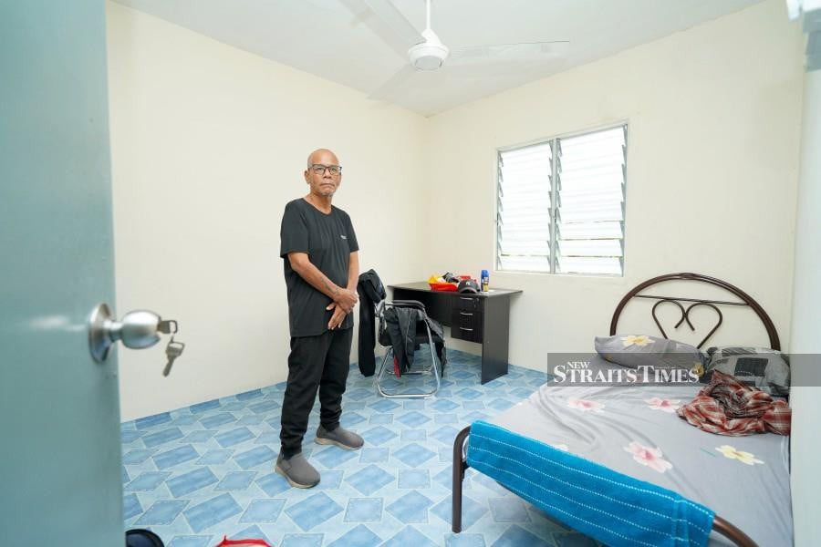 Ross Ariffin is delighted to move into his new home.- NSTP/Aiman Farhan
